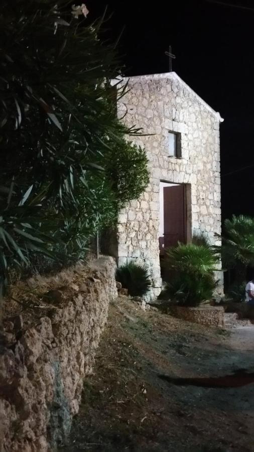 Villa Alessi - Dimora Storica Racalmuto Exteriör bild